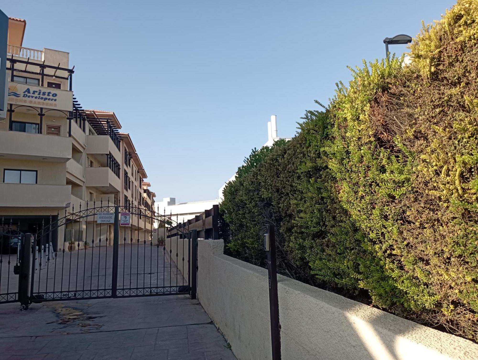 Queens Gardens Paphos Exterior foto